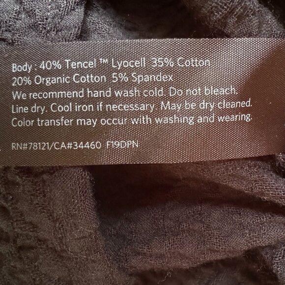 NWT Eileen Fisher Black Textured Stretch Knit Short Sleeve Top in Women's Medium - Picture 8 of 9